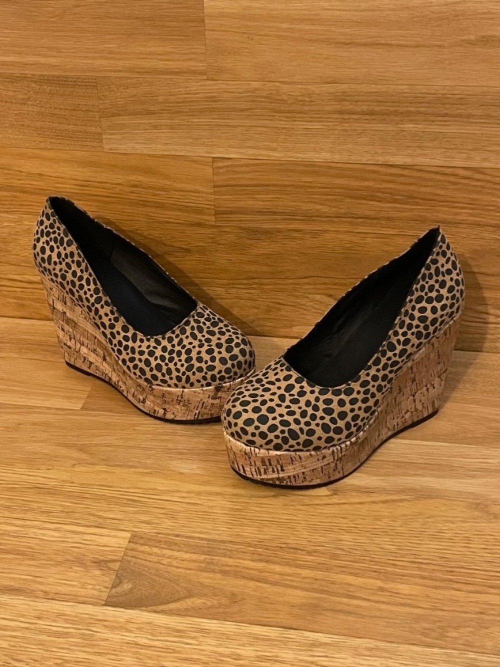 SHEIN Women's Leopard Pattern Wedge Slip-On Platform Shoes Size 5.5 (35)